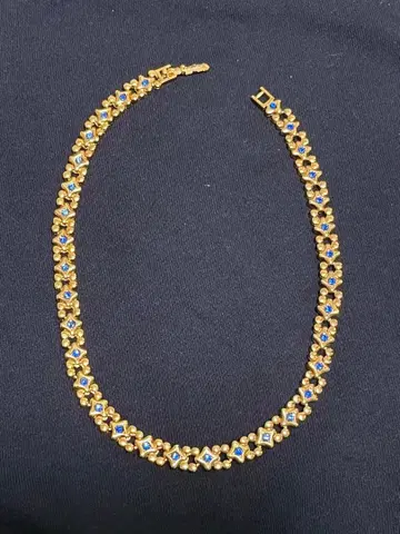 빈티지 골드 플라워 디자인 목걸이