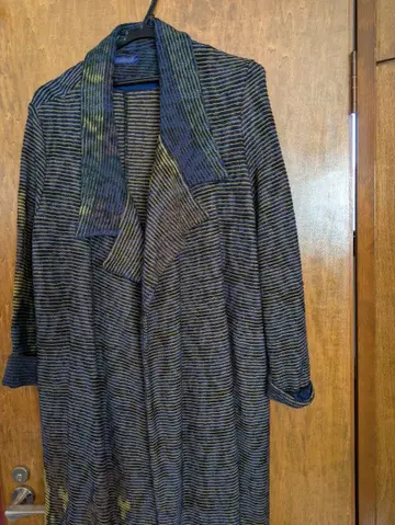 스트라이프 패턴 롱 코트