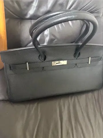 타임세일! 고품질 천연 가죽 핸드백 블랙 실버 금장 장식