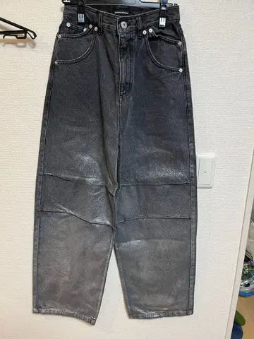 MAISON SPECIAL 그레이 호일 장식 데님 팬츠 하이웨스트 38