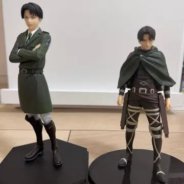 진격의 거인 리바이 피규어