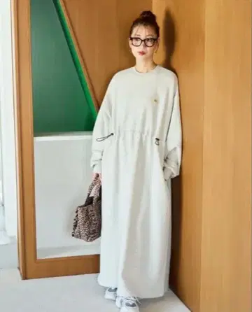 켈티 기모 맨투맨 원피스