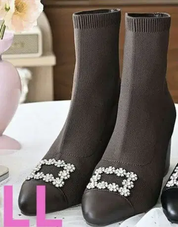 [ 새상품 ] 시마무라 mumu 플라워 빅 비쥬 니트 부츠 다크 브라운