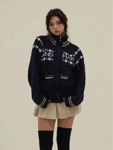 andmary Mary knit cowichan navy