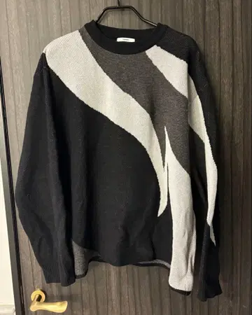 STUDIOUS 니트 스웨터