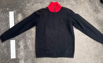 HILFIGER 블랙/레드 점퍼