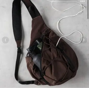 Right-on 백 넘버 나일론 원숄더백