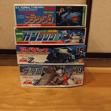 건담 프라모델 구 키트 4점 세트