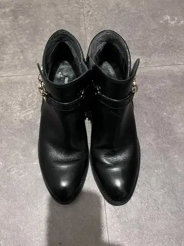 모드카올리 부츠