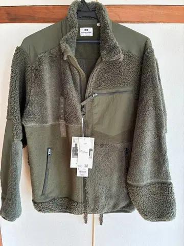 택 포함 새상품 미사용 엔지니어드 가먼츠 플리스 자켓 올리브 S