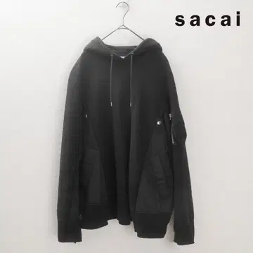 블랙 후드 부착 후드티