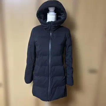 UNIQLO 심리스 다운 숏코트 size - M