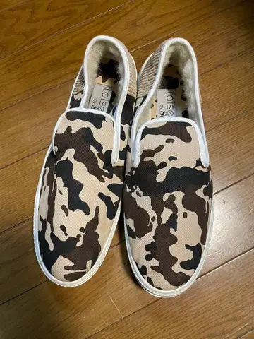 [ 미사용 ] taise by souts 스니커즈 42