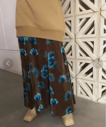 [ Ameri ] MILA VELOUR CUT SKIRT M