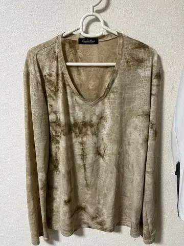 토네이도 마트 V넥 긴팔 티셔츠