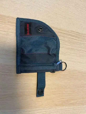 BRIEFING 키케이스