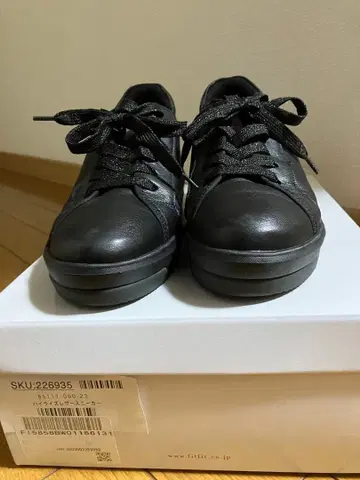 fitfit 하이라이즈 가죽 스니커즈 블랙