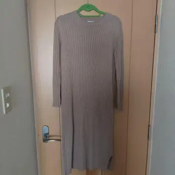 SLOBE iENA 베이지 니트 원피스 긴팔