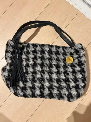 SHIPS 하운드투스 패턴 백