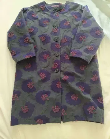 m&kyoko 꽃무늬 노카라 코트