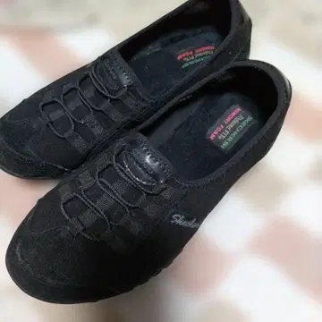 SKECHERS Relaxed Fit 블랙 슬립온 발레 스니커즈