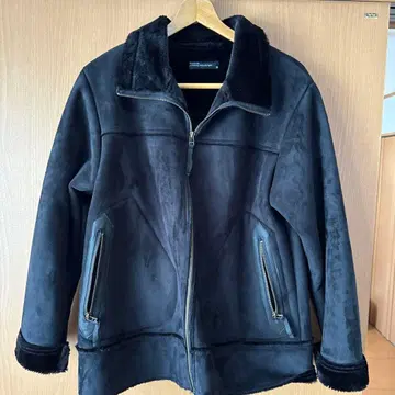 블랙 아우터 속기모