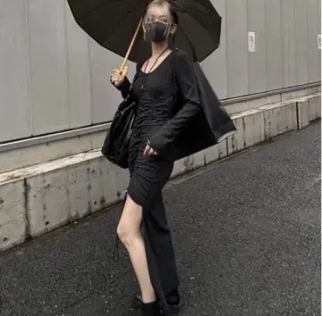 melt the lady 프론트 오픈 스트랩 원피스