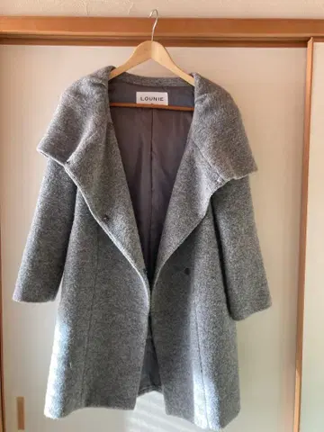 LOUNIE 코트