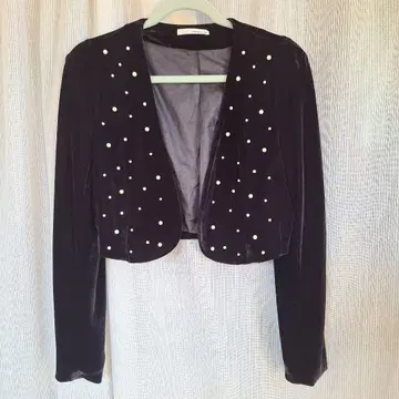 [ TWNROOM ] 블랙 벨벳 가디건 볼레로 펄 장식 벨로아 벨벳