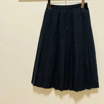 새상품급 플리츠 스커트 무릎 기장 무지 큐프라 일본제 깔끔한
