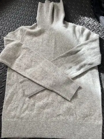 UNIQLO 캐시미어 100% 터틀넥 스웨터 그레이 M