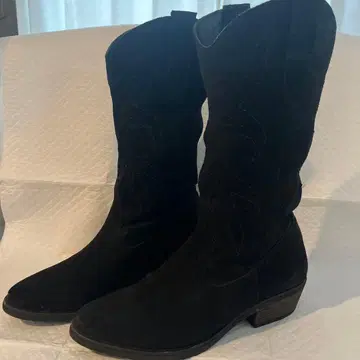 블랙 스웨이드 웨스턴 부츠