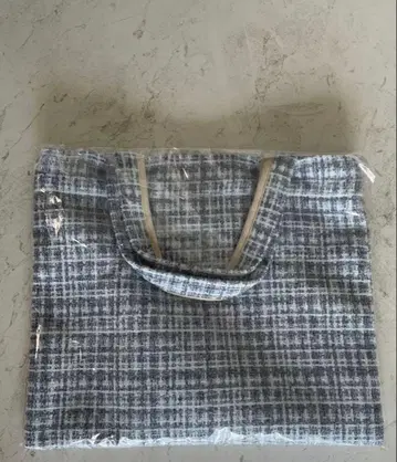 [ 미개봉 새상품 ] 소레일 트위드 백