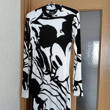 Desigual 미키마우스 패턴 긴팔 원피스
