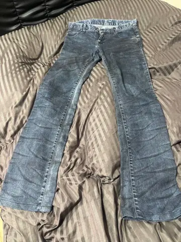 토네이도 마트 청바지