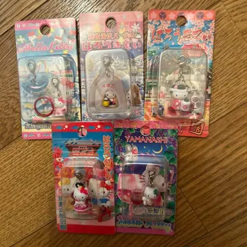 헬로키티 스트랩 세트 5종