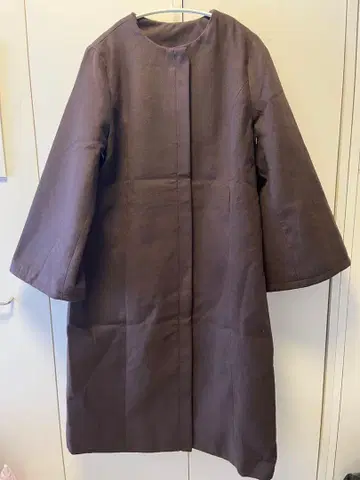 브라운 노카라 롱 코트