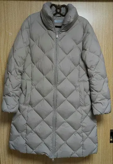 UNIQLO XL 사이즈 베이지 퀼팅 롱 다운 코트
