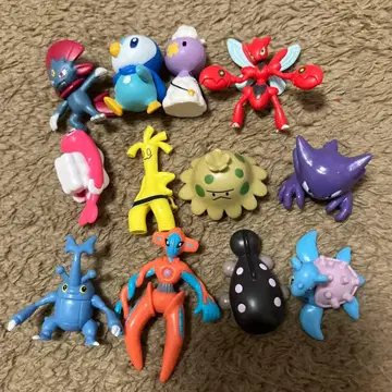 포켓몬 미니어처 사이즈 피규어 묶음 판매 12개