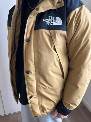 THE NORTH FACE 후드 부착 다운 자켓