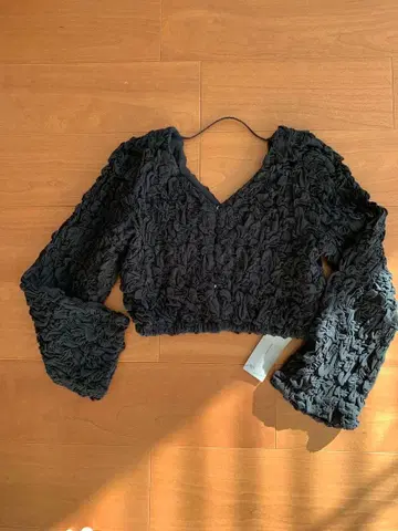 새상품 moussy 블랙 프릴 가디건 사이즈 2