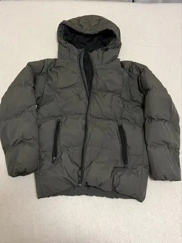 GU 올리브 다운 자켓 L 사이즈