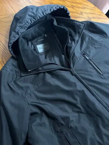 Calvin Klein 쉘 후드 부착 점퍼