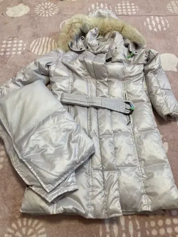 다커 롱 다운 자켓 프리 사이즈 실버