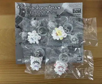 산리오 포근포근 스노우 폼폼푸딩 시나몬 마이멜로디 쿠로미 4종 세트