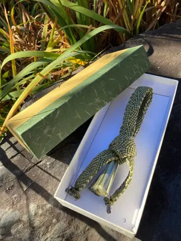 그린 컬러의 뜨개질 디자인 액세서리