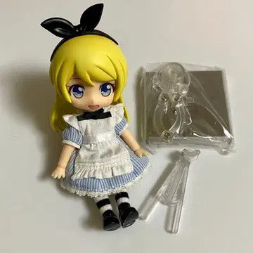 넨도로이드돌 앨리스 피규어