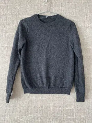 UNIQLO 유니클로 캐시미어 100% 니트 다크 그레이 크루넥