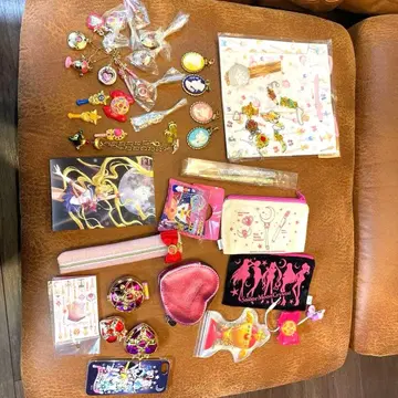 세일러문 캐릭터 굿즈 세트