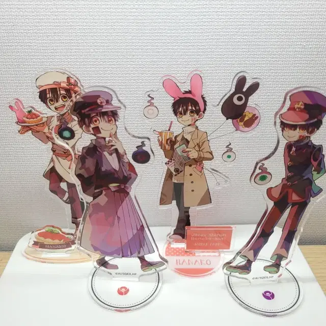 지박소년 하나코군 아크릴 스탠드 4개 일괄 판매!
